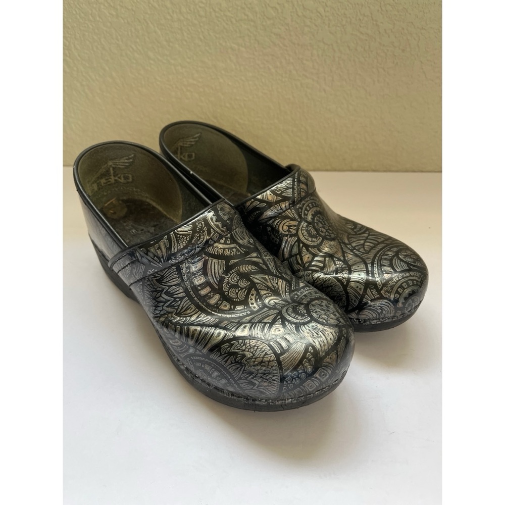 Dansko Metallic Clogs Women’s Size 40